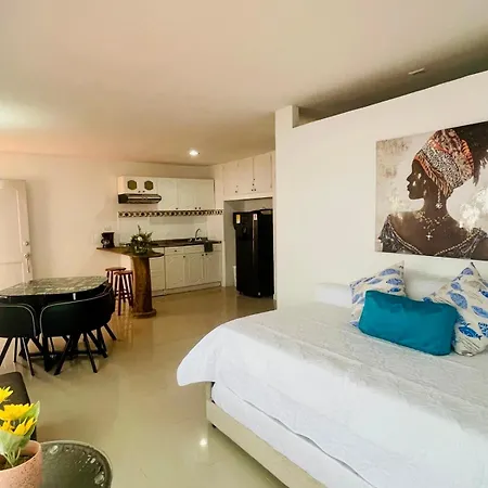 Cerca A Americas Apartamento *